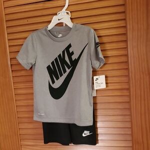 Nike Gray and Black T-Shirt and Shorts Set